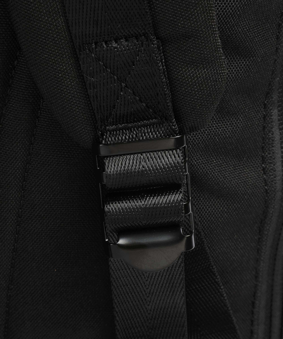 Doughnut Glossy Blocking Christopher Rolltop backpack black