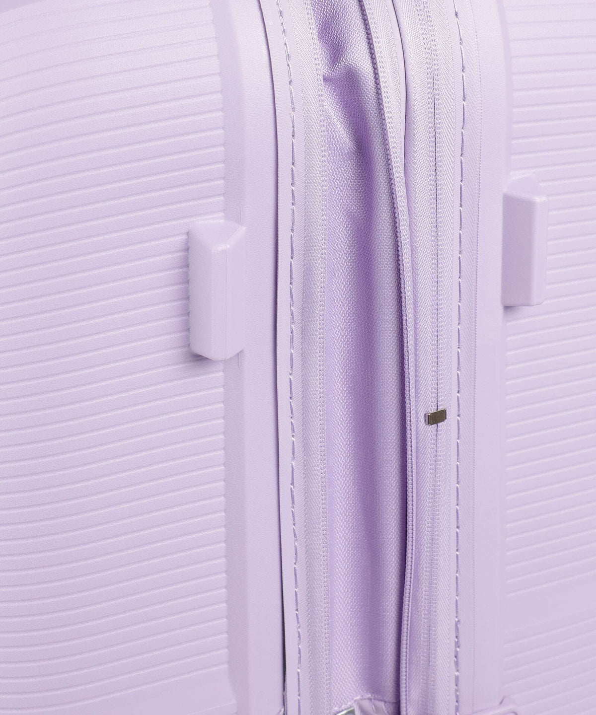 American Tourister Starvibe Spinner (4 wheels) digital lavender