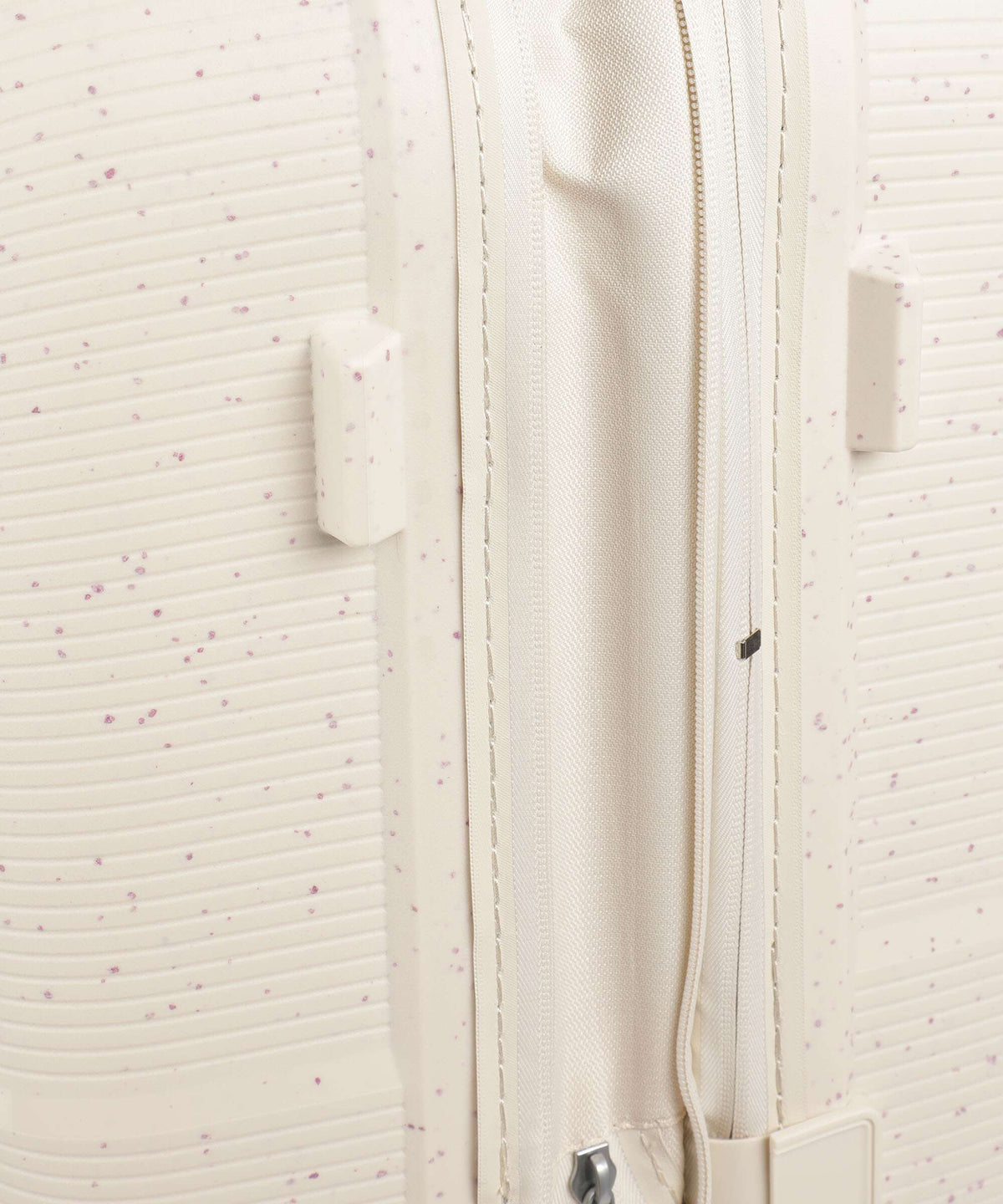 American Tourister Starvibe Spinner (4 wheels) cream speckles