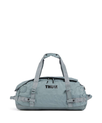Thule Chasm 40 Sac weekend pond