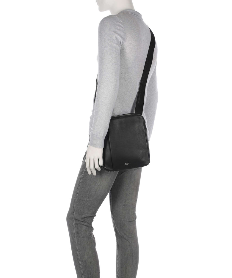 Braun Büffel Golf Crossbody bag black