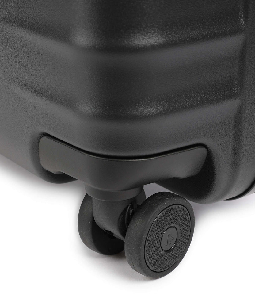 Titan Overseas Spinner (4 wheels) nightshade black