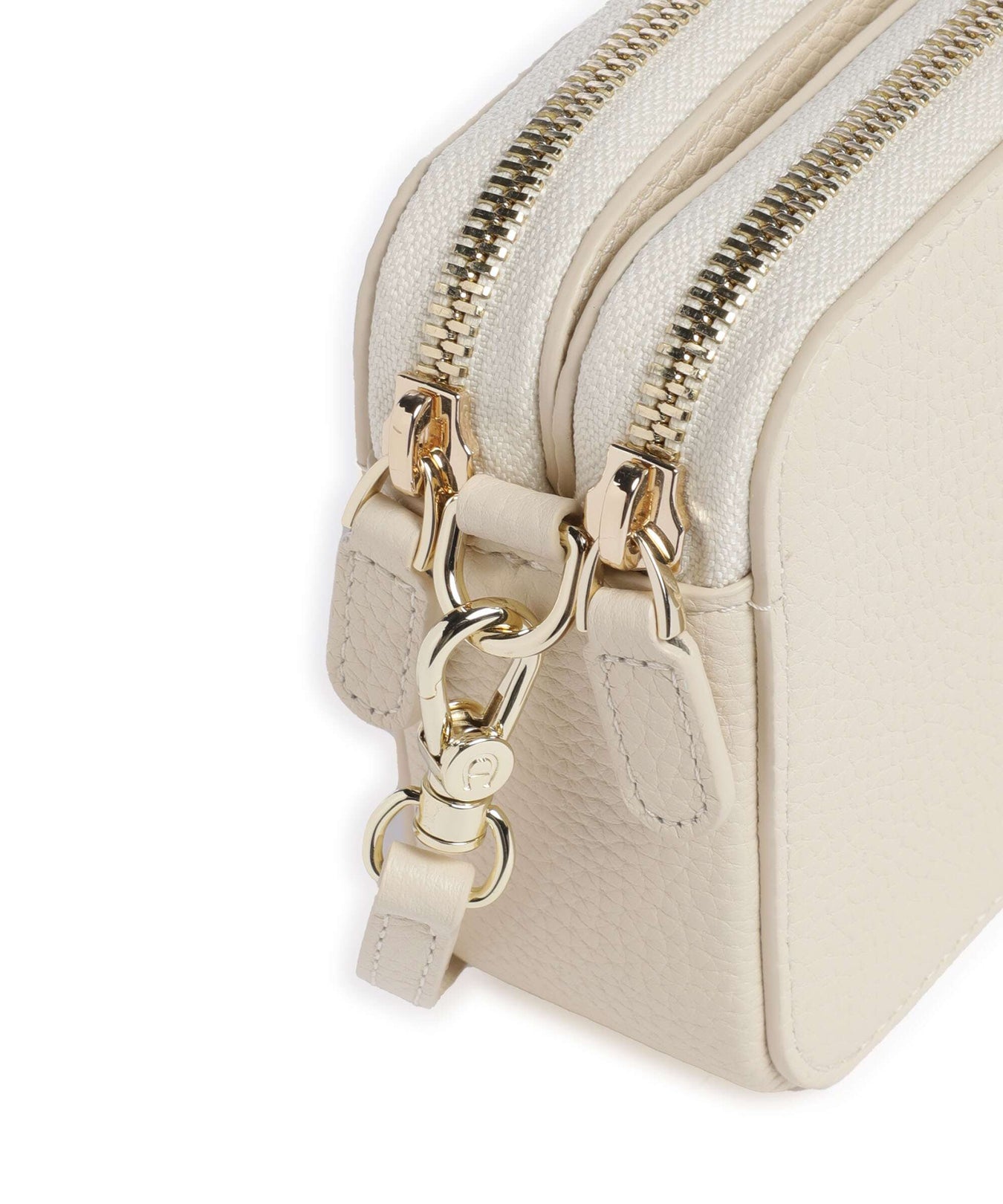 Aigner Diadora Crossbody bag macadamia white