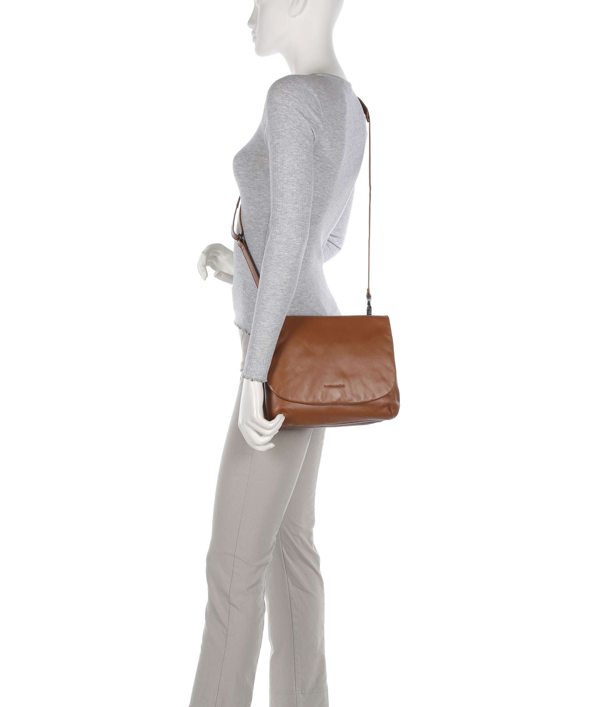 Aunts & Uncles Jamie's Orchard Jabong Crossbody bag cognac