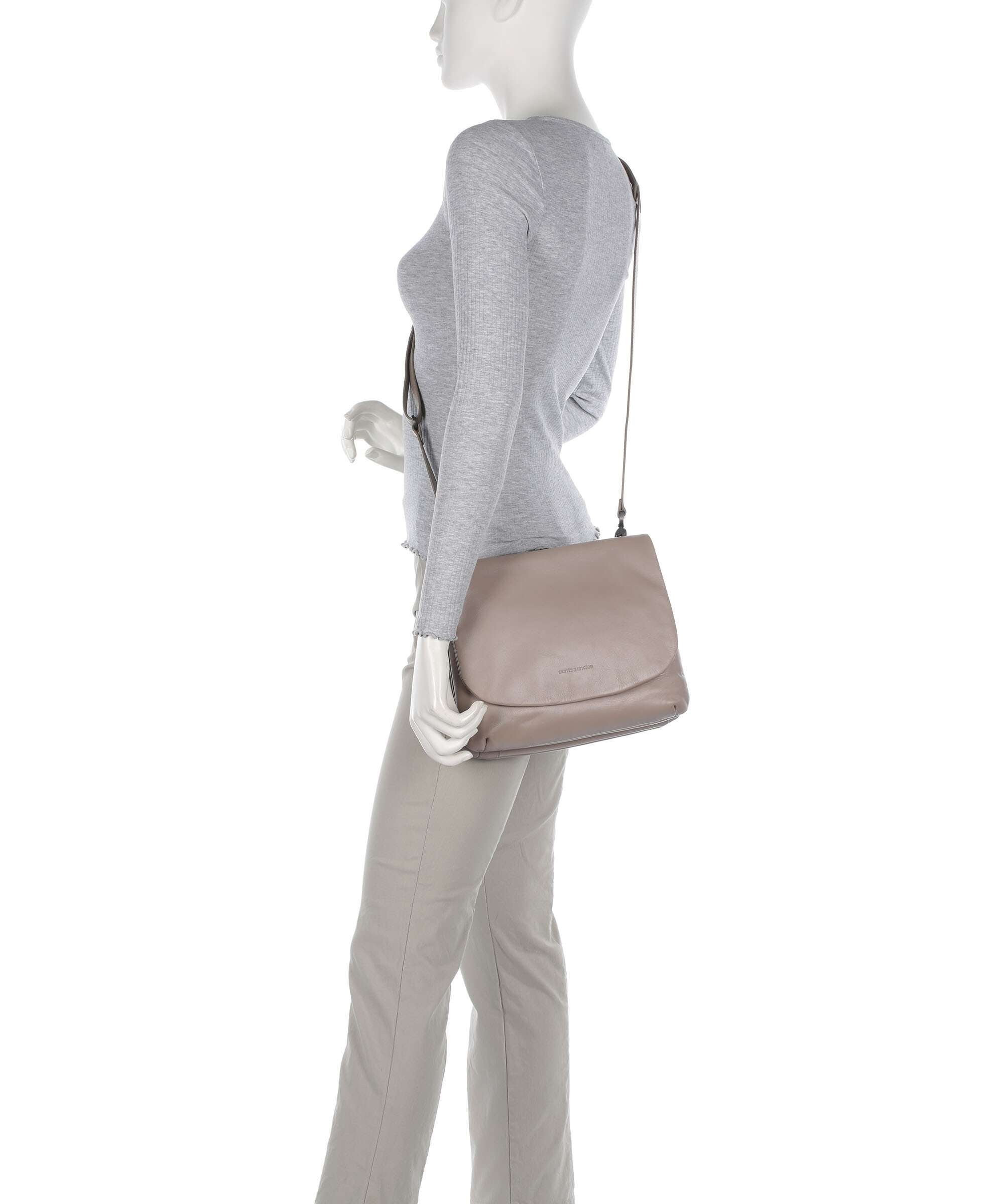 Aunts & Uncles Jamie's Orchard Jabong Crossbody bag cashmere