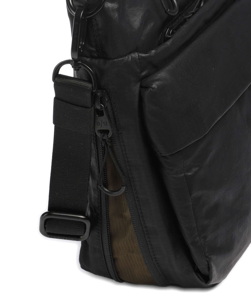 Aunts & Uncles Japan Lite Omono Shoulder bag black