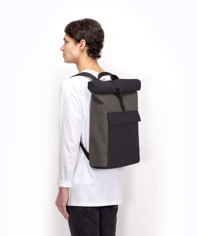 Ucon Acrobatics Lotus Jasper Medium Rolltop backpack black/dark grey