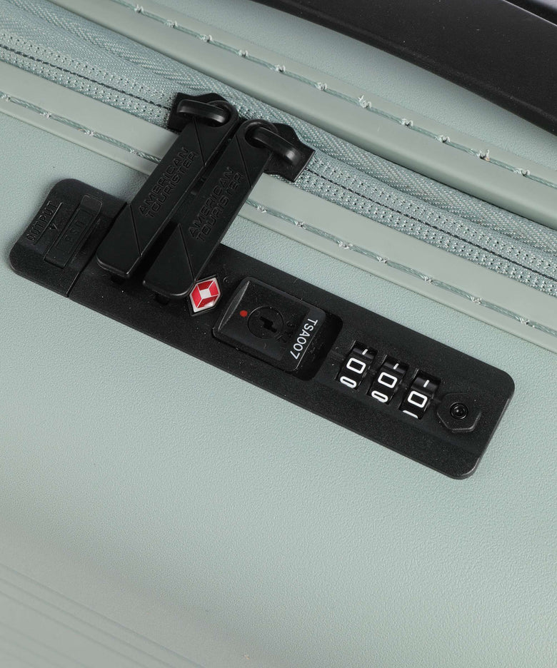 American Tourister Novastream Spinner (4 wheels) nomad green