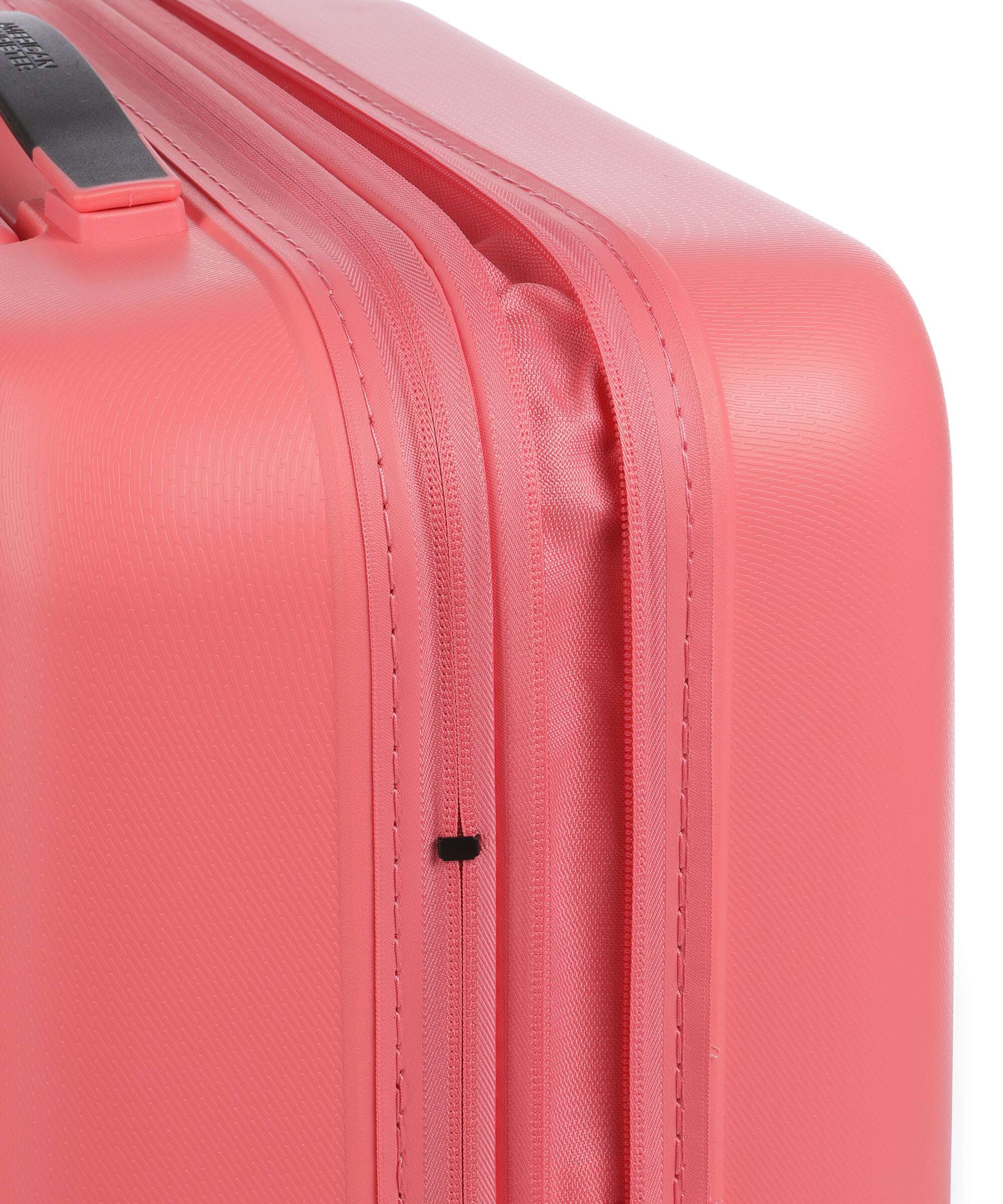 American Tourister Dashpop Disney EXP Disney Spinner (4 wheels) minnie pop letters