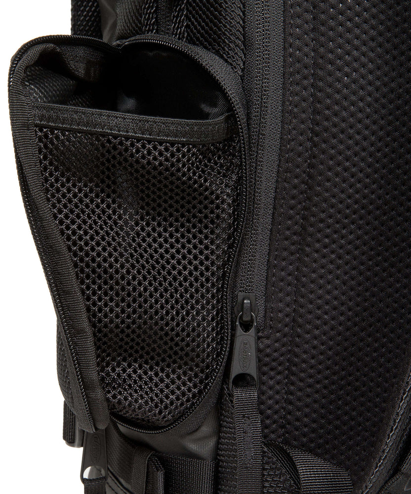 Eastpak CNNCT Tecum M Backpack coast