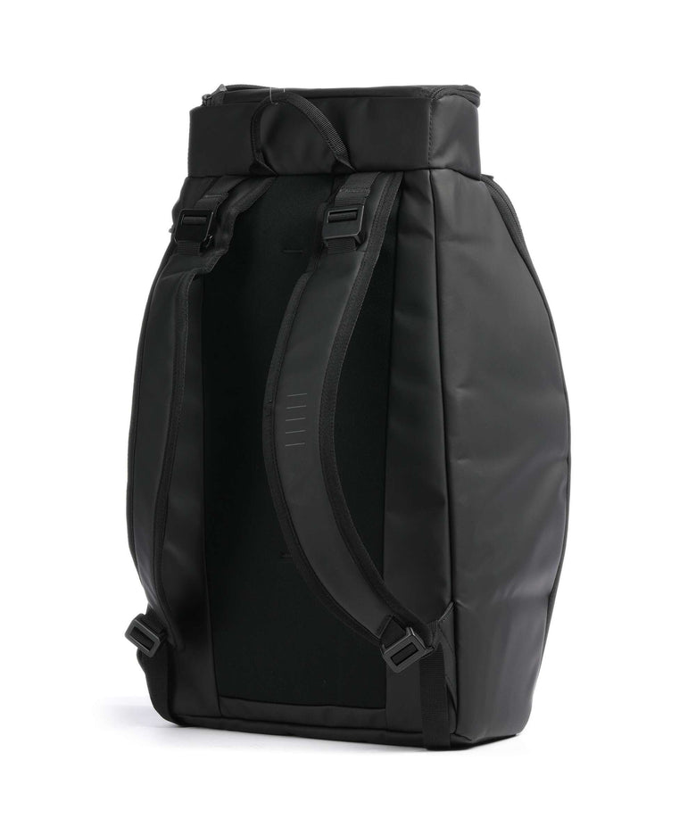 Db Hugger 25L Backpack black out