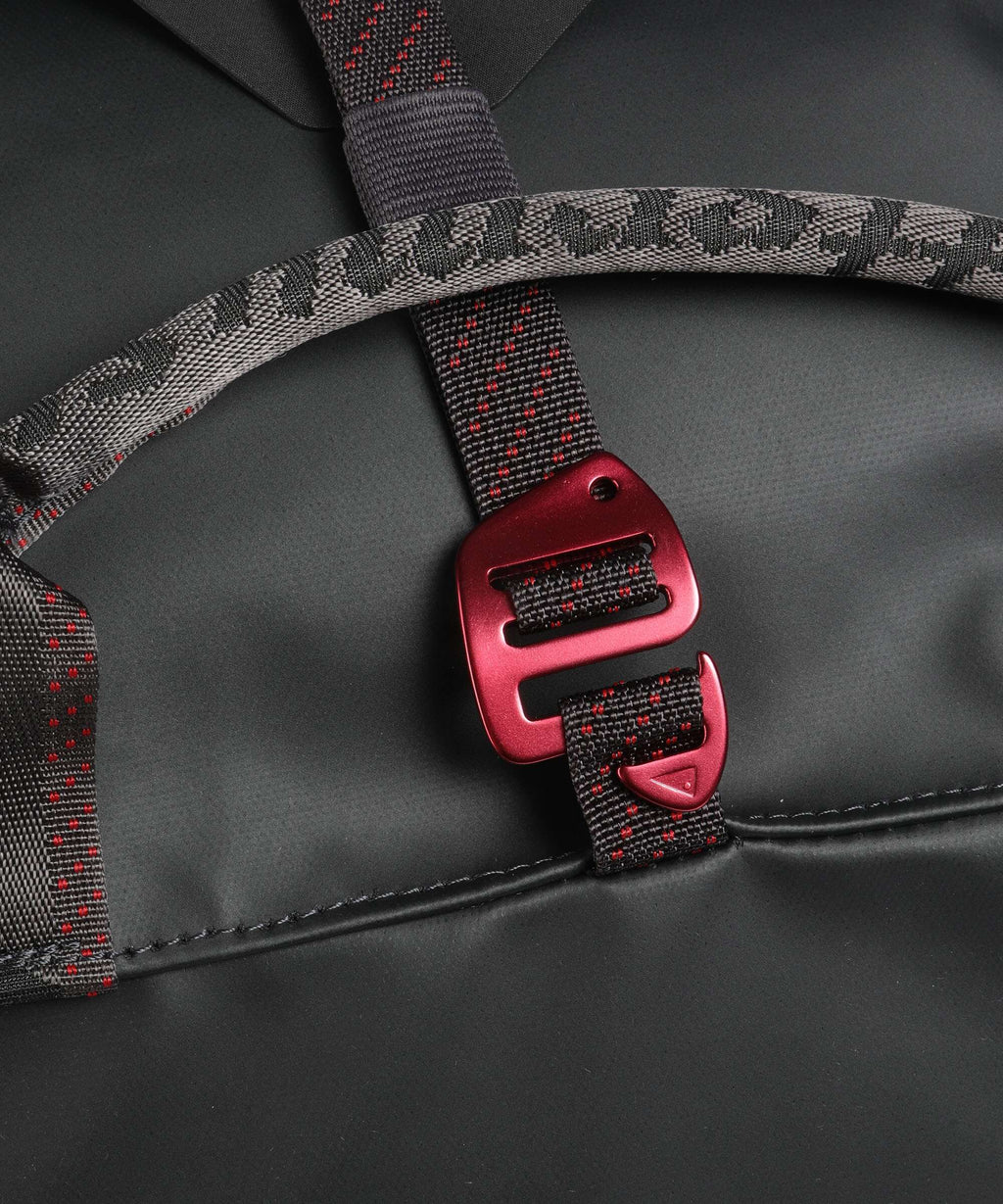 Klättermusen Ydalir 80L Travel bag raven