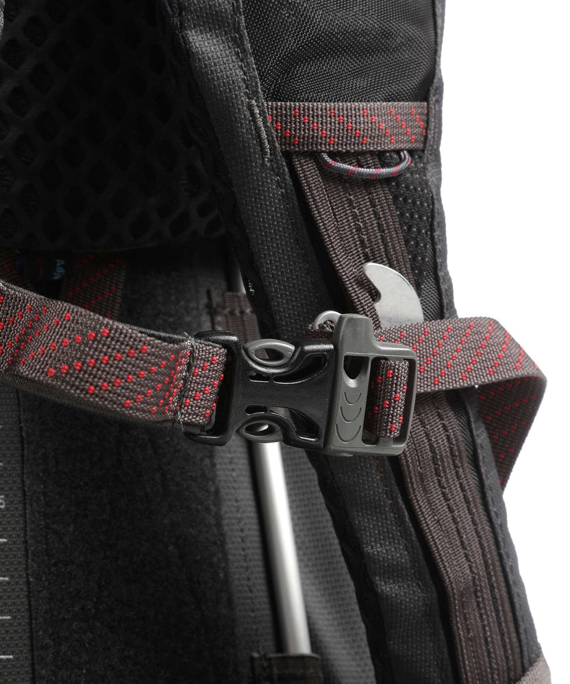 Klättermusen Bergelmer 40L Hiking backpack raven