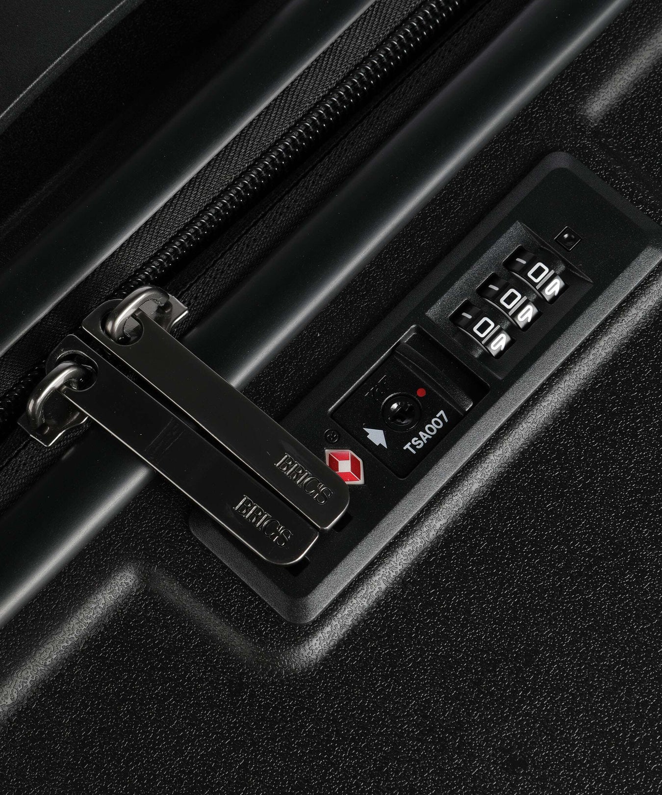 Brics Campbell Spinner (4 wheels) black