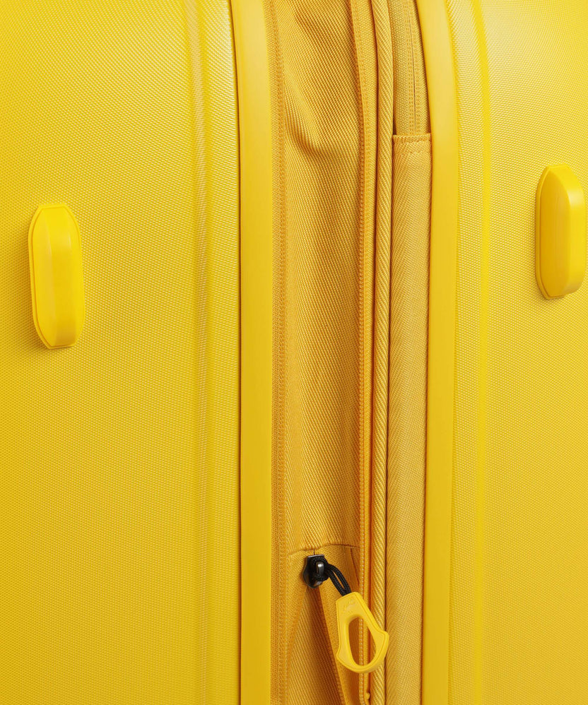 Mandarina Duck Logoduck+ Spinner (4 wheels) duck yellow