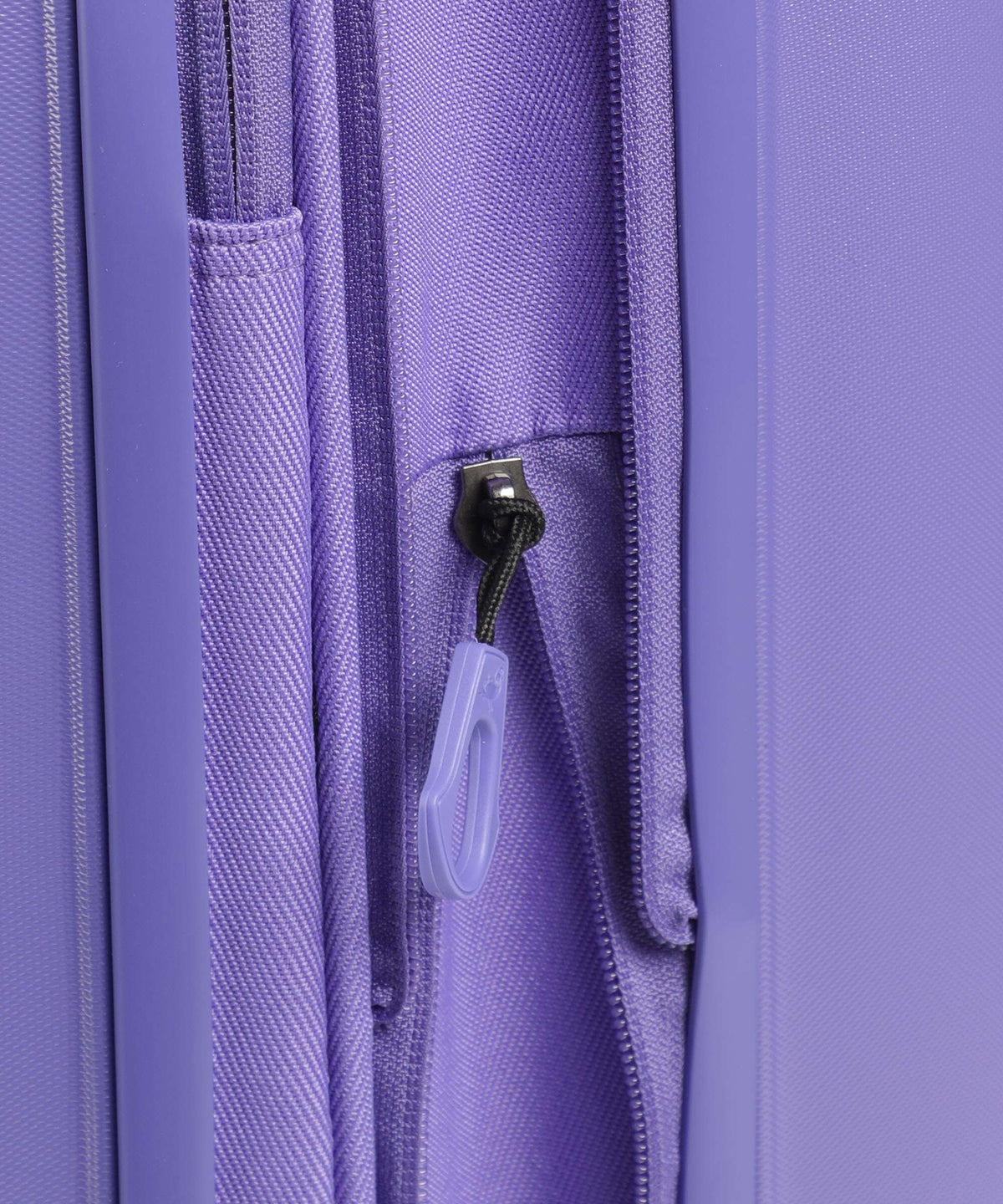 Mandarina Duck Logoduck+ Spinner (4 wheels) violet