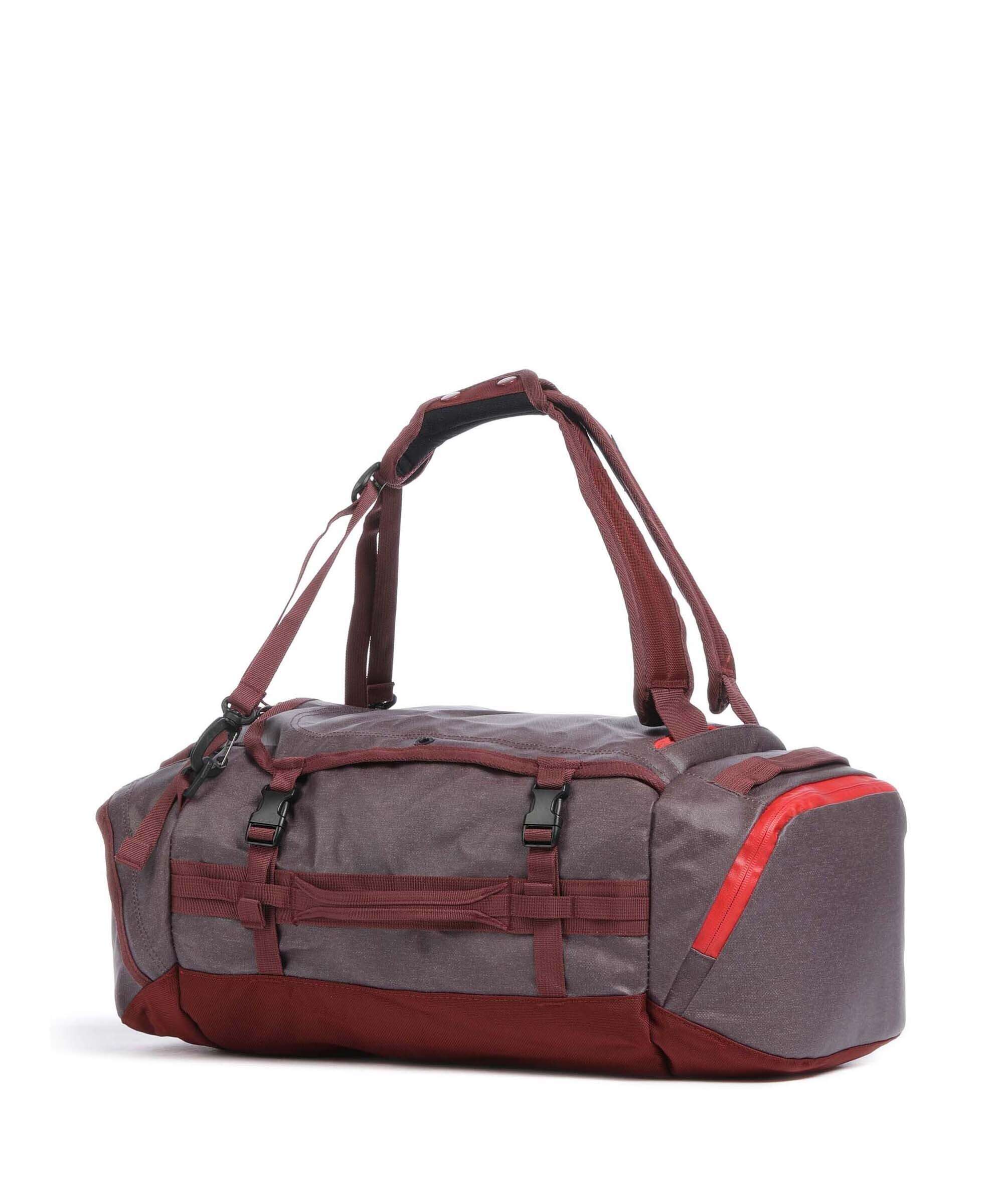 Eagle Creek Cargo Hauler 40 Weekend bag currant