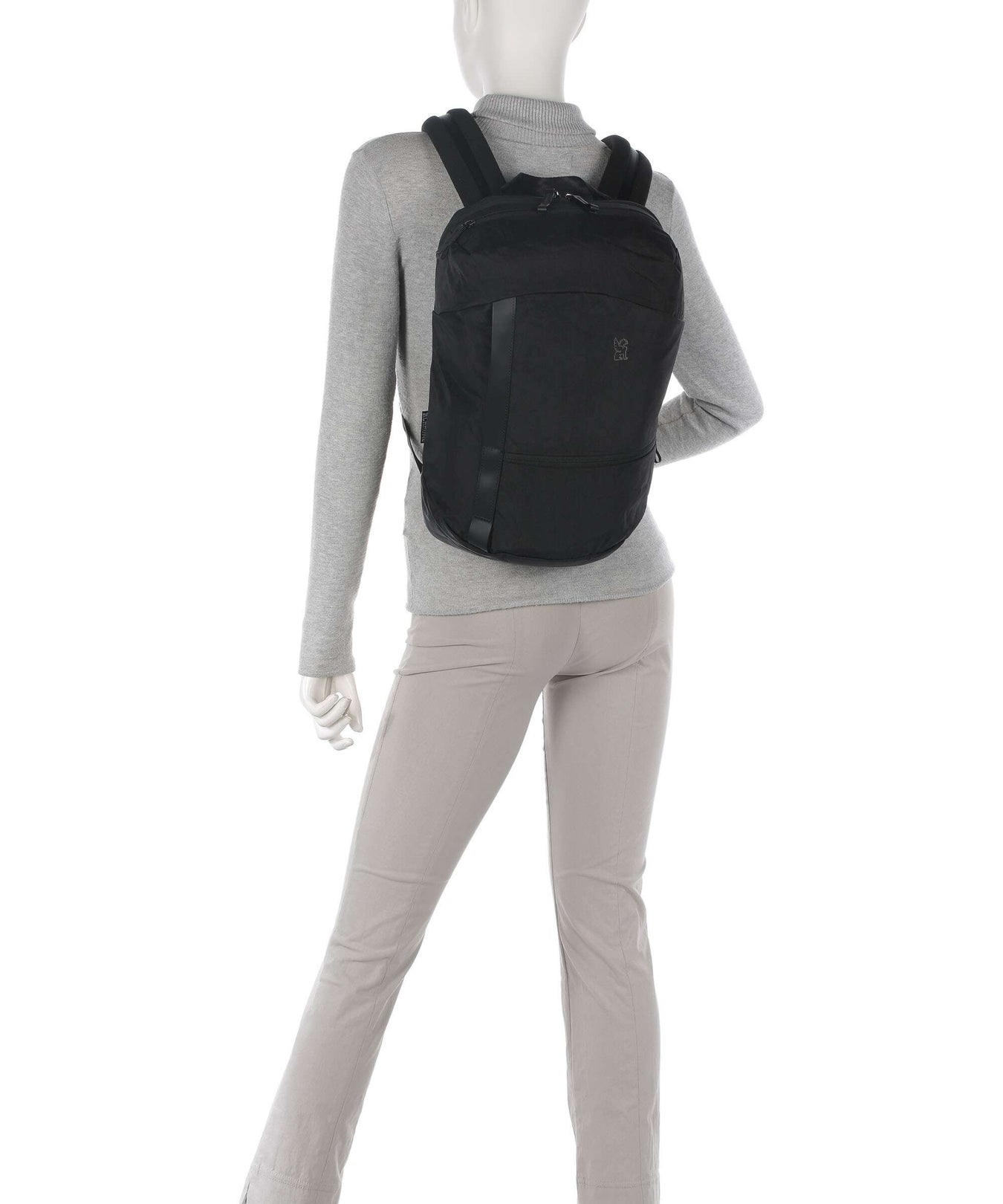 Chrome District Collection Camden 16L Backpack black