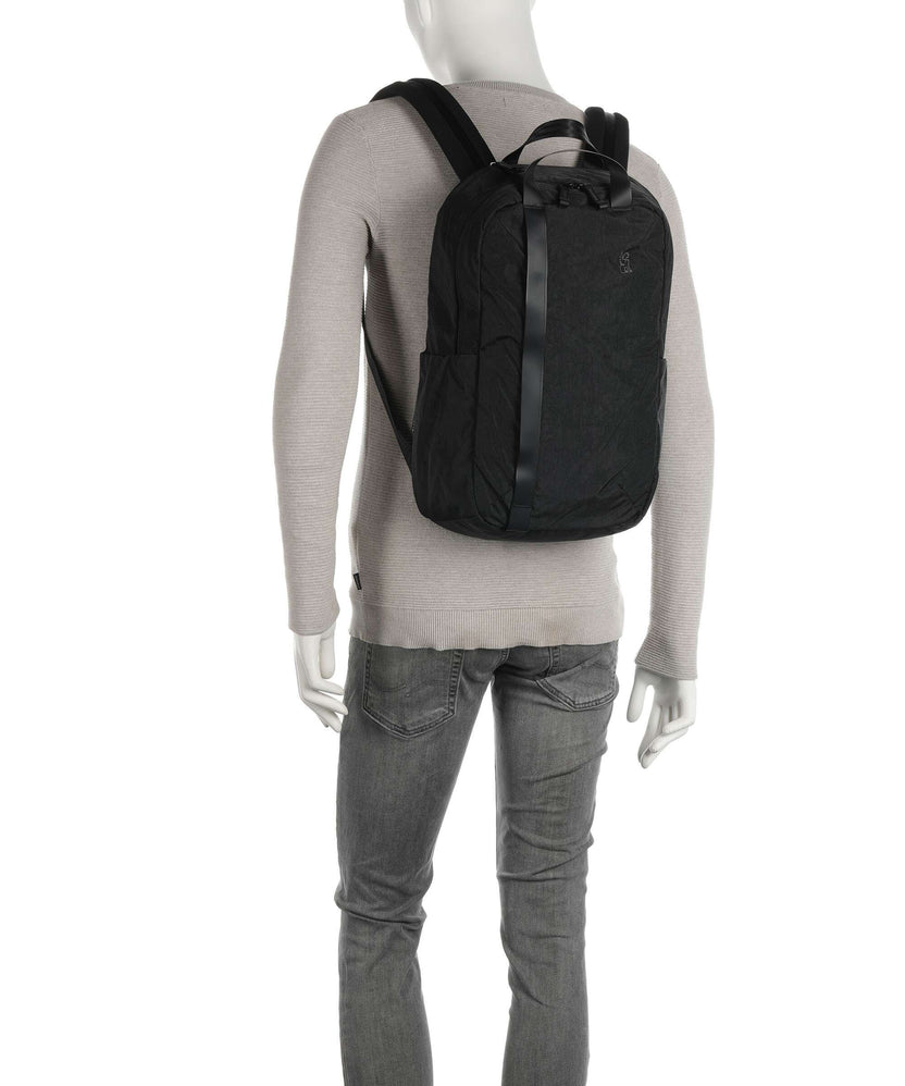 Chrome District Collection Highline 20L Backpack black