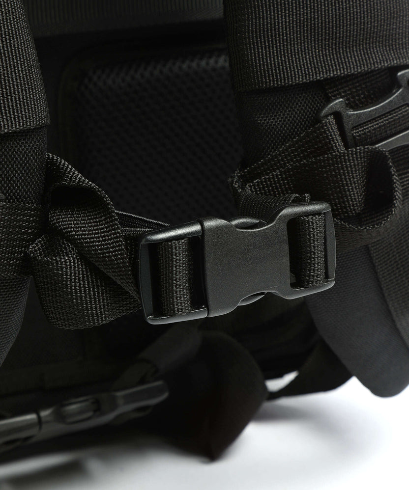 Aleon Classic 17 Backpack platinum